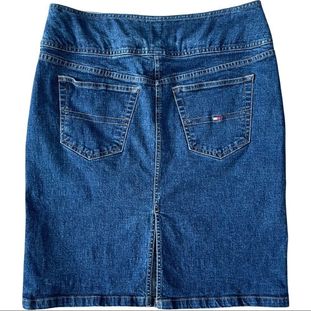 Tommy Hilfiger 3-Button Front & Back Slits Denim Pencil Skirt Sz 4 - Picture 2 of 13